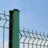 Poteau vert pour clôture grille rigide