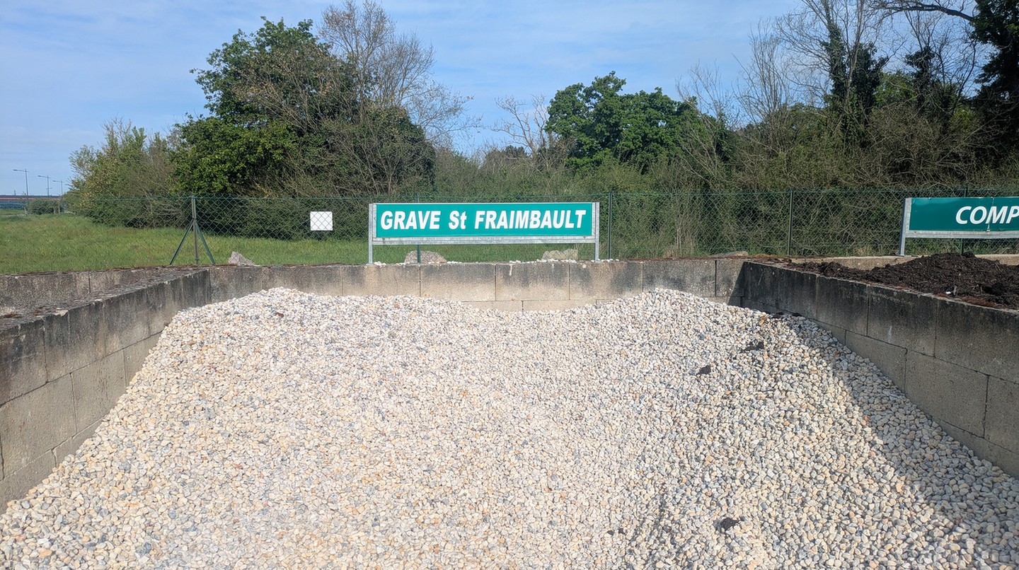 Grave saint Fraimbault en vrac